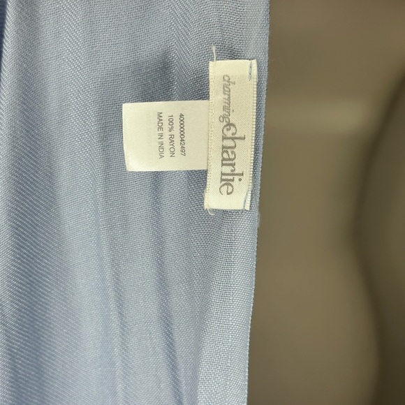 Scarf - Picture 2 of 2